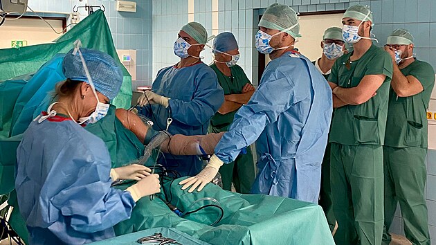 Lkask tm Ortopedick kliniky FNOL.