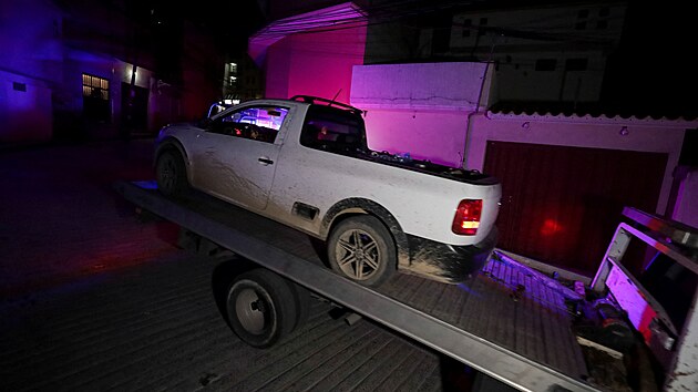 Mexick� policie na m�st� vra�dy starosty m�sta Chilpancingo Alejandra Arcose Catal�na, kter�mu kdosi u�al hlavu. (6. ��jna 2024)