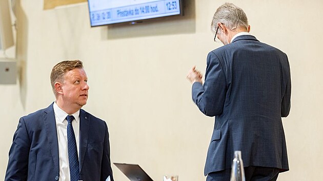 Kon��c� sen�tor za ODS Hynek Hanza p�i sv� derni��e v Sen�tu 9. ��jjna 2024