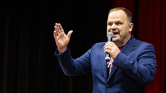 Končící předseda Michal Šmarda na sjezdu SOCDEM
