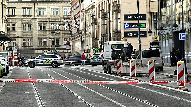 Policist na Masarykov ndra provuj mon nlez munice (1. jna 2024)