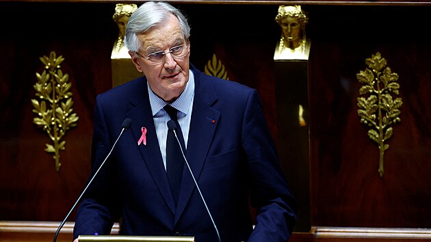 Francouzsk premir Michel Barnier pedn svj obecn politick projev v Nrodnm shromdn v Pai. (1. jna 2024)