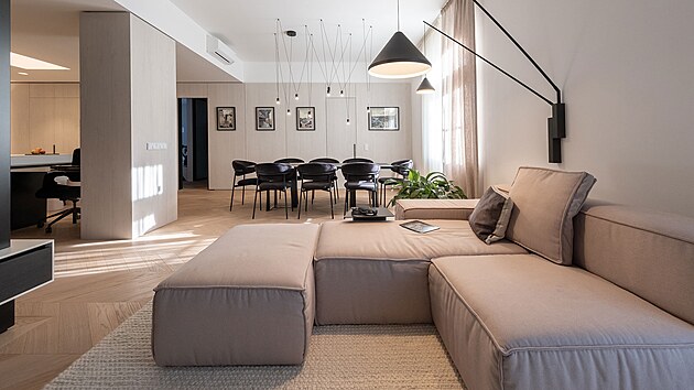 Byt v nov�m reziden�n�m projektu na Vinohradech m� p��jemn�ch 190 metr� �tvere�n�ch.