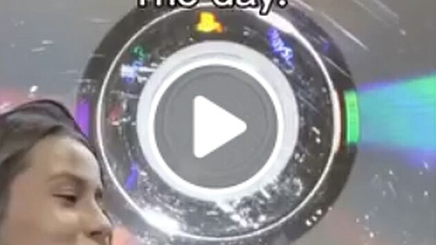 Hawk Tuah d�vka samoz�ejm� neunikla ani hr���m videoher