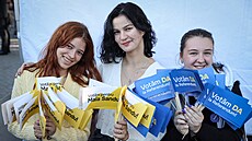 Fanynky moldavské prezidentky Maiy Sanduové v Ki�in�v� (20. zá�í 2024)