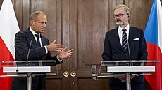 Stedení setkání s ministry vlády Donalda Tuska ve Strakov akademii a...