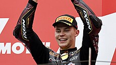 Filip Sala� slaví t�etí místo ve Velké cen� Japonska Moto2.