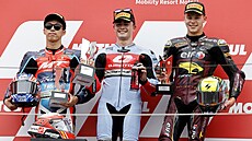 Nejlepí jezdci Velké ceny Japonska Moto2: druhý Ai Ogura, vítz Manuel...