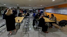 Za�ala stávka zam�stnanc� soud�, kterou kv�li nízkým plat�m vyhlásil Odborový...