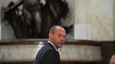 Premiér Petr Fiala na ministerstvu pro místní rozvoj uvedl Petra Kulhánka do...