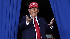Donald Trump během kampaně ve městě Juneau ve Wisconsinu (6. října 2024)