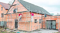 V esku stále platí, e jedním z nejlepích zajitní na stáí je vedle...