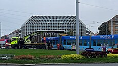 V pra�ských Dejvicích vykolejila tramvaj. (5. �íjna 2024)