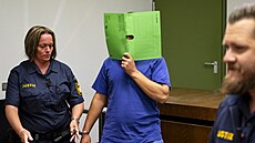 Mnichovský soud poslal na �ty�i roky do v�zení Afghánce, který loni v lét�...