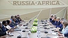 Ugandský prezident Yoweri Museveni se na okraj rusko-afrického fóra v Moskv�...