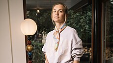 �Nabírané sukn� v�dycky ráda n��ím shodím,� �íká Barbora Karpí�ková o kombinaci...