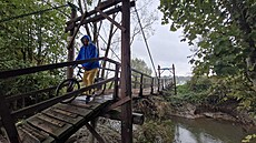 Devný etzový most pes Ondejnici u Ostravy  Proskovic chátrá a nov ho...