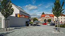 Ve Vacov� mají opravené nám�stí.