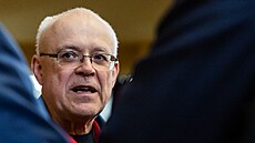 Expremiér Vladimír �pidla na sjezdu SOCDEM