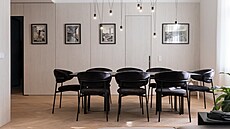 �erné je nejen �srdce bytu�, ale i �ada dopl�k� a solitér�.