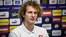 Zálo�ník Alex Král na tiskové konferenci �eské reprezentace.