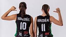 Elika Hamzová a Marie Hamzová se sely v dresech abin Brno.