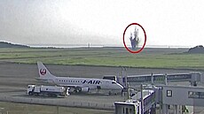 Na ranveji japonského leti�t� explodovala bomba z druhé sv�tové války