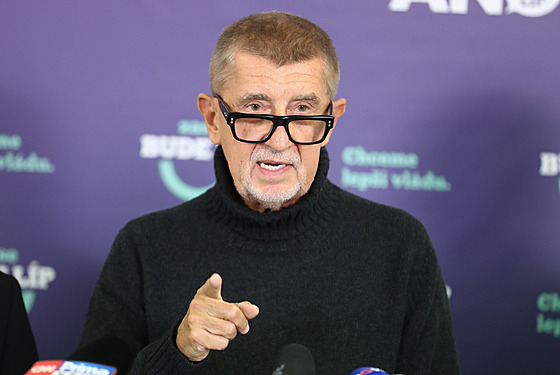 Andrej Babi� na tiskové konferenci stínové vlády hnutí ANO. (10. �íjna 2024)