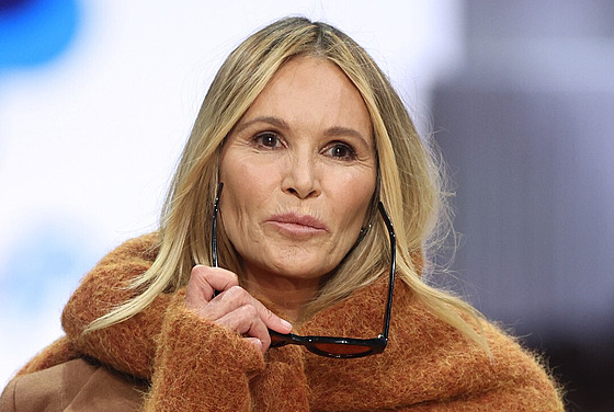 Elle Macphersonová (b�ezen 2024)