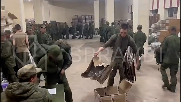 Rusko brzy posílí 10 tisíc vojáků KLDR, míní Pentagon. Možná i generálové