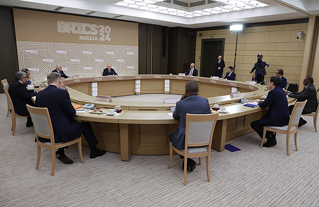 Marné Putinovo přání. BRICS je jen diskusní klub, žádná konkurence Západu či opora Moskvy