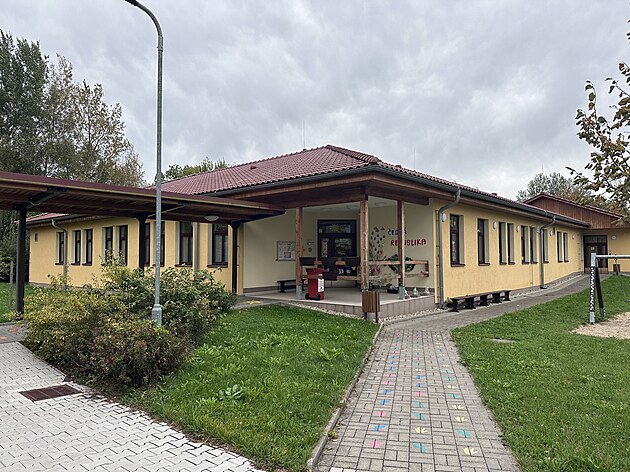 Investi�n� boom m�n� tv�� Ralska a p�et�n� vazby s vojenskou minulost�