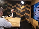 Hostem podcastu Industrial je rektor VUT Vojtch Petráek, eský jaderný fyzik...
