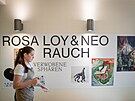 Svou vstavou provedli nmet umlci Rosa Loy a Neo Rauch 10. jna 2024 bhem...