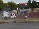 P�i rally Ho�ovice vyjela jedna z pos�dek mimo silnici a narazila do kovov�...