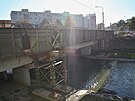 V Opav stav provizorn most v Ratibosk ulici, ten pvodn vn pokodila...