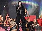 Zp�va�ka Cher na p�ehlídce Victoria�s Secret v New Yorku (15. �íjna 2024)