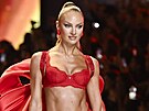 Candice Swanepoelová na p�ehlídce Victoria�s Secret v New Yorku (15. �íjna 2024)