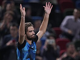 Tomá� Machá� slaví postup do semifinále turnaje v �anghaji.