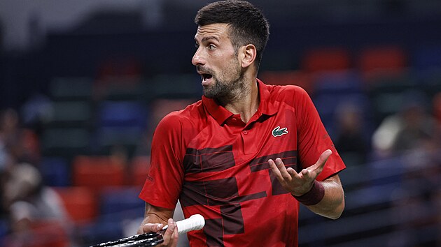 Novak Djokovi� b�hem �tvrtfin�le na turnaji v �anghaji.