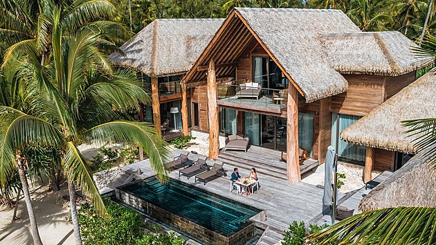 Vzniklo tak jedno z nejok�zalej��ch tropick�ch letovisek na sv�t�. 