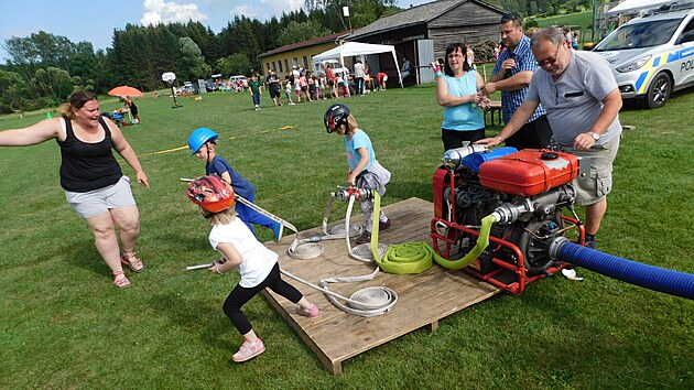 Hasisk krouek zaal v Boru fungovat po odmlce v roce 2011. Jeho oiven si vydaly maminky zdejch dt. Postupn se mal hasii propracovali i k soutnm spchm.