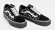 Design nadasových bot Vans byl vyvinut ve spolupráci s proslulou paískou...