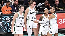 Basketbalistky Minnesota Lynx slaví ve finále WNBA s New York Liberty.