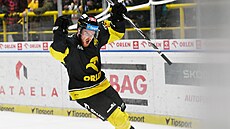 David Kae z Litvínova se raduje z gólu proti Komet.