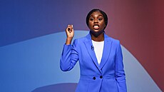 Britská Konzervativní strana vybírá na sjezdu nového pedsedu. Na snímku Kemi...