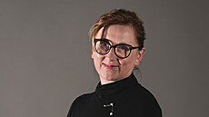 Zdena Kole�ková. Na snímku studentky FUD UJEP Sáry Chalupové má profesorka...