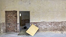 Ve �kole se nyní st�ídají �emeslníci, ale i dobrovolnicí. T�ch od povodní...