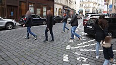 Policie podnikla razii v pra�ském dopravním podniku. Mezi zadr�enými je i...