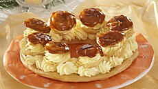 Váno�ní v�nec z odpalovaného t�sta